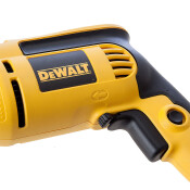 Бормашина ударна с плавно регулиране Dewalt DWD024, 701 W