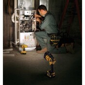 Акумулаторен фенер DeWalt DCL043, 18V