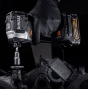 Комплект ударни винтоверти DeWALT DCK200ME2GT McLaren F1 Team , 18V, 1.7Ah