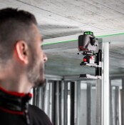 Линеен лазерен нивелир с 4 лъча 30 м 0.3 мм/м, Sola Plano 4D Green