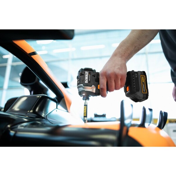 Акумулаторен ударен винтоверт DeWALT DCF85M McLaren, 18V